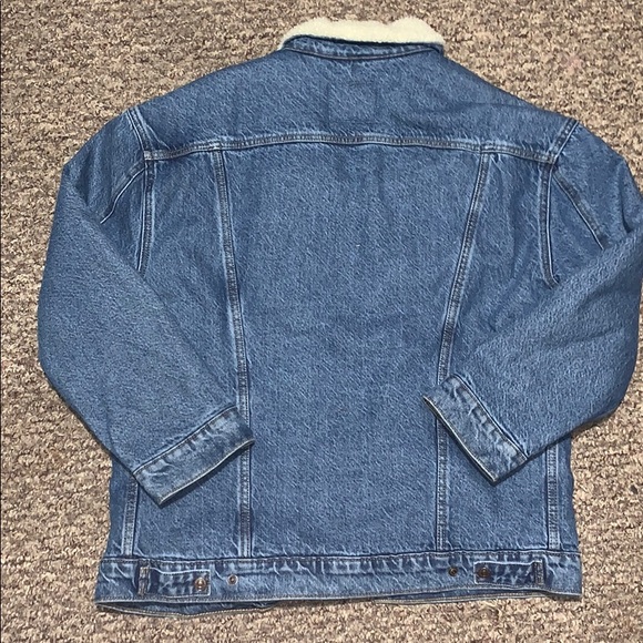 NWT Levis denim Sherpa Lined trucker jacket size S - Picture 7 of 8